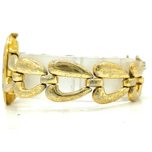 Sale‼️Gucci Watch Authentic   3000 25mm Women's Greens X Gold -Preowned As Is - Picture 5 of 8